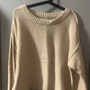 cream colored american eagle sweater